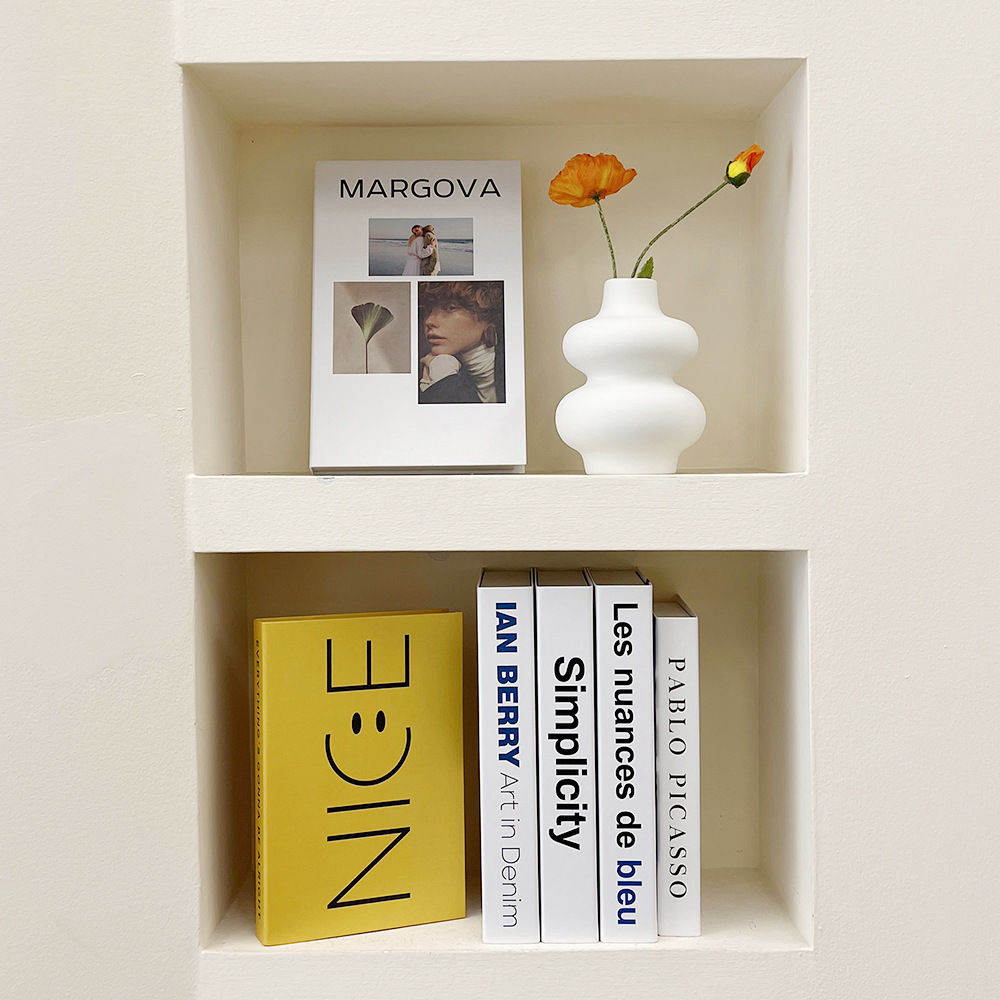 Książka symulacyjna Sztuka Kwi – Home Decor Magazine recenzja i cena